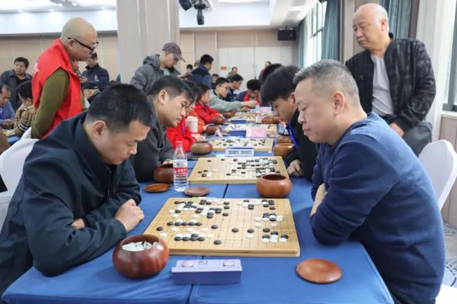 冠！第十七届广西围棋联赛圆满落幕PG电子麻将胡了桂林广陆数测队夺(图2)